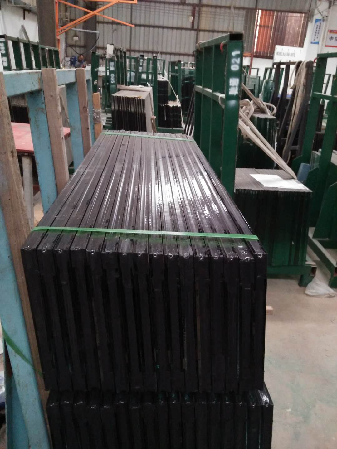 Insulating Glass Warehouse 中空玻璃仓库