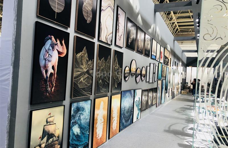 Glass-painting 玻璃画