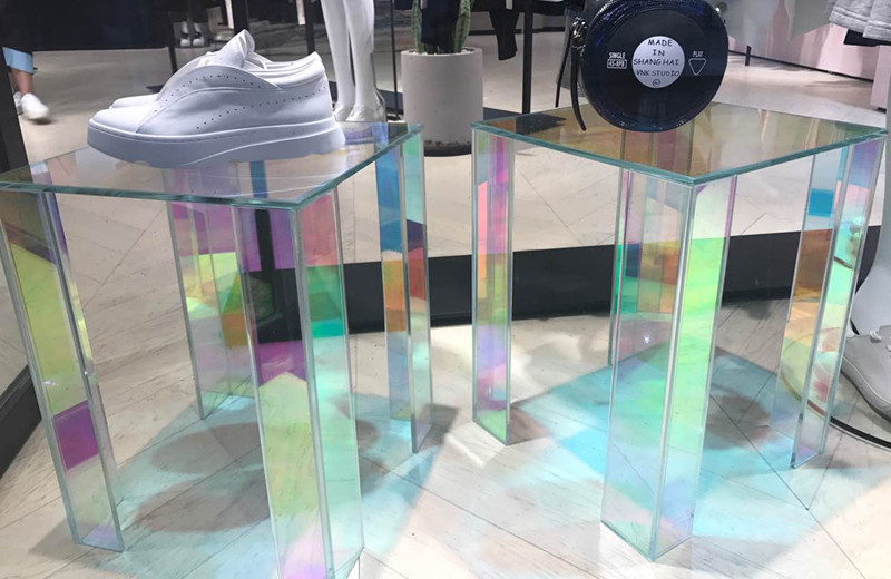 The applications of Colorful Glass 彩色玻璃的应用