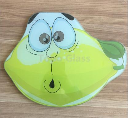 Planche &agrave; d&eacute;couper en verre tremp&eacute;